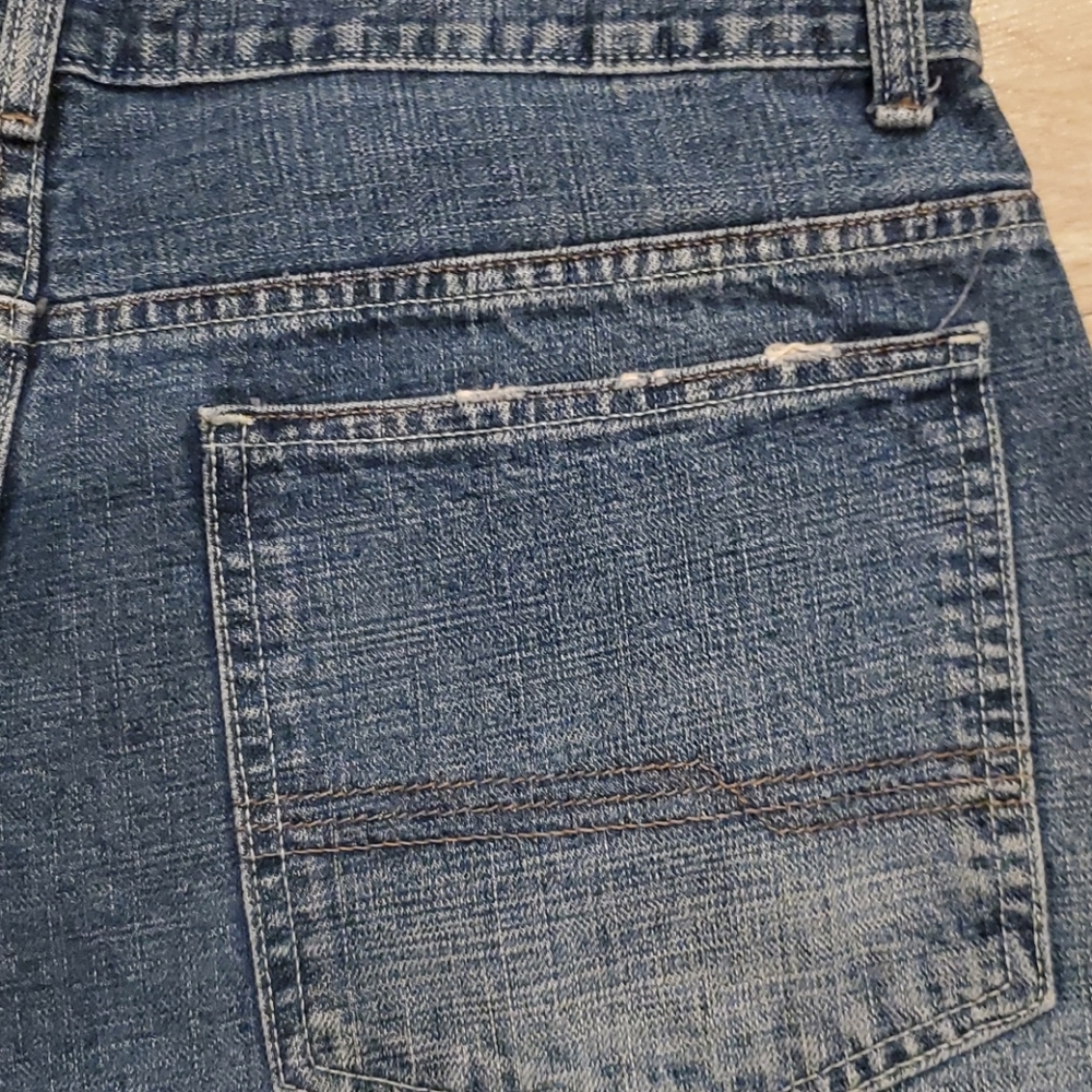 FOOT LOCKER SHORTS - Picture 10 of 11